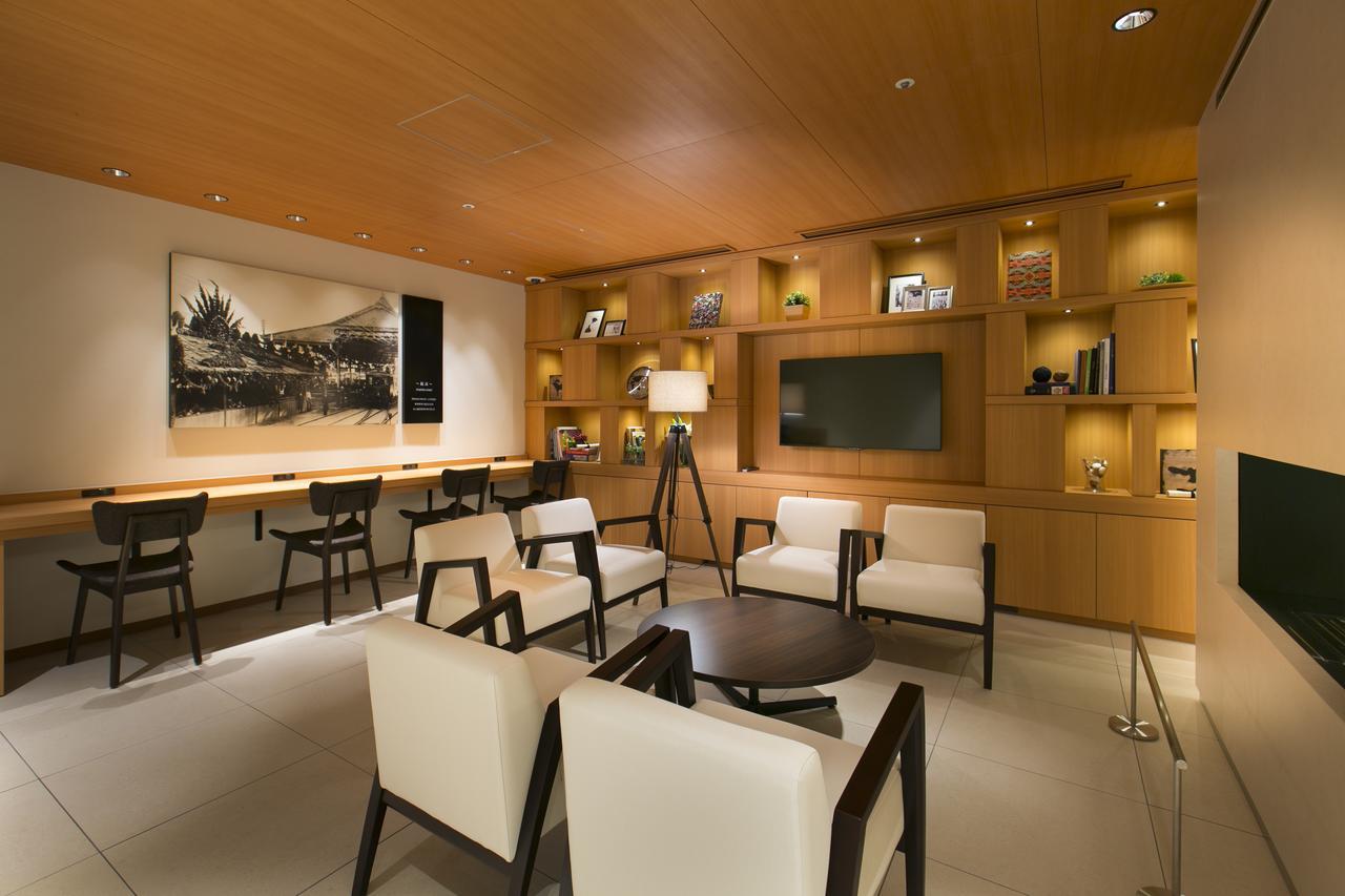 First Cabin Hanshin Nishiumeda Osaka Exteriör bild