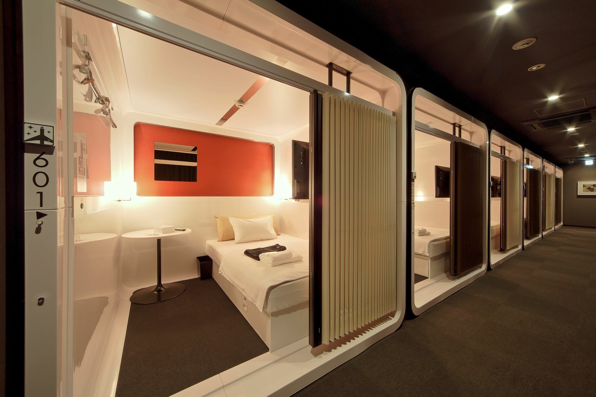 First Cabin Hanshin Nishiumeda Osaka Exteriör bild