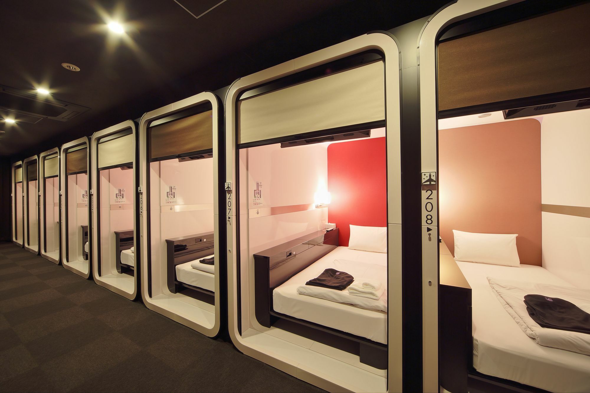 First Cabin Hanshin Nishiumeda Osaka Exteriör bild